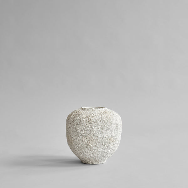 Sunao Vase, Medium - Beehive